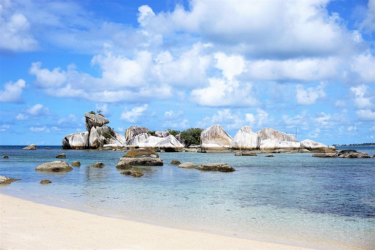 BELITUNG 6 VIAJES Y LUGARES