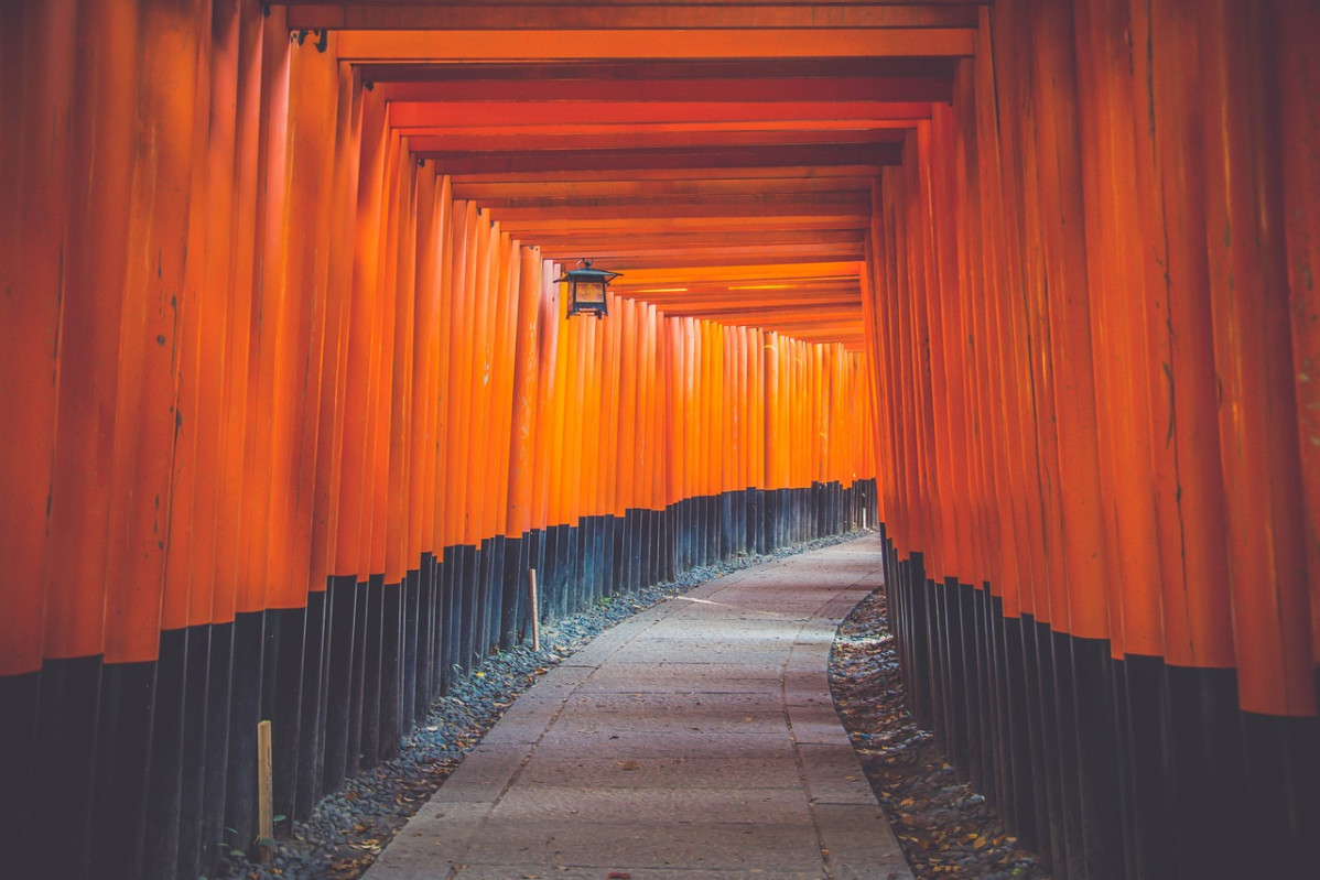 Shinto shrine gates 1869216 1280