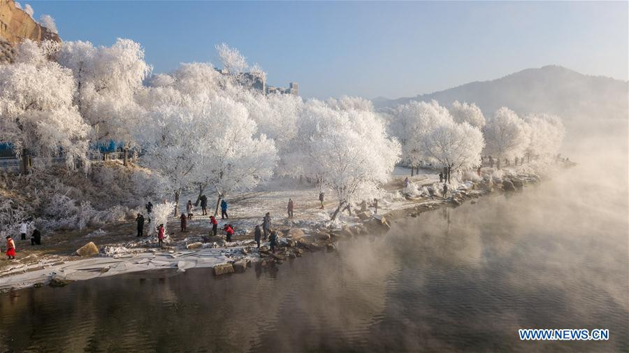 Paisaje helado en la ciudad de Jilin