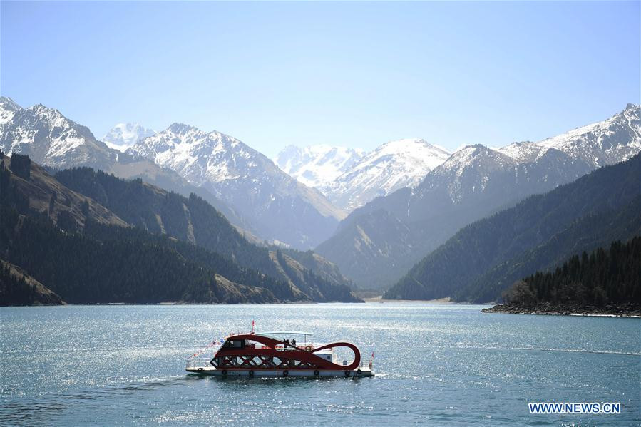 Lago Tianchi, en el au0301rea esceu0301nica de Tianchi