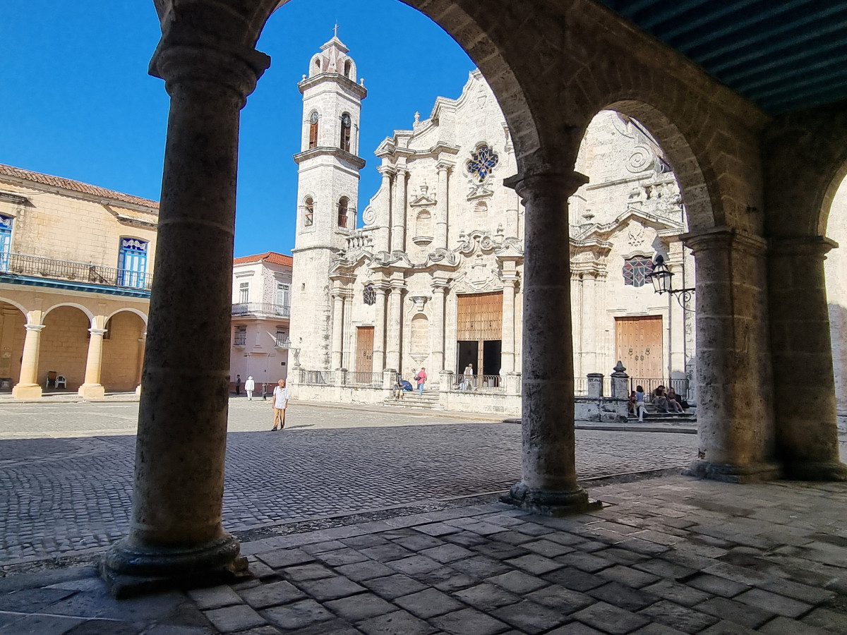 10. CATEDRAL DE LA HABANA