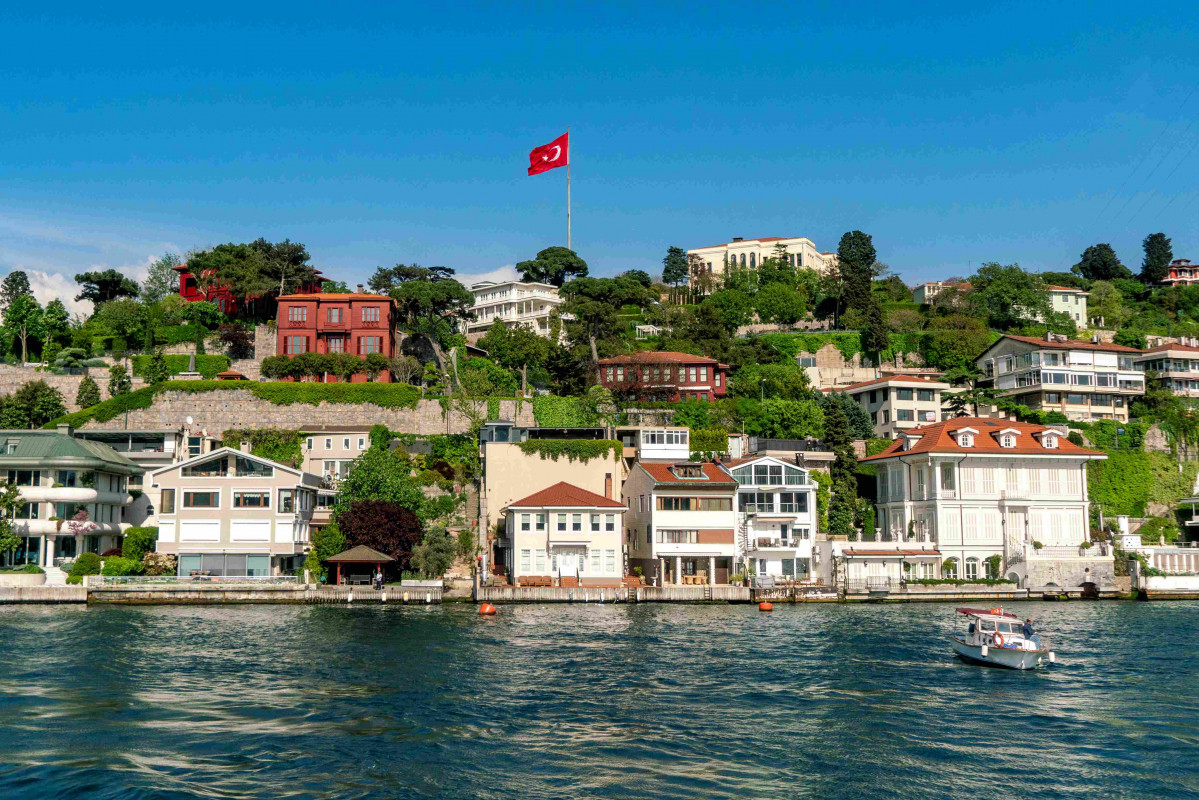 166895000003188004 zc v1 1732010789694 iu0307stanbul bosphorus mansions   kanlu0131ca